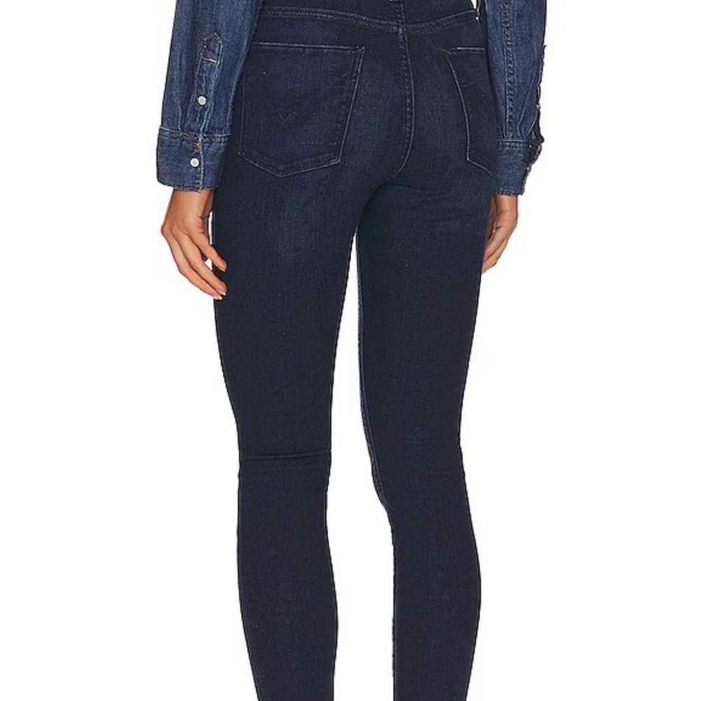 Hudson, Barbara High Rise Skinny in Dark Sky
Hudson Jeans, womens, size 27 - Picture 4 of 4